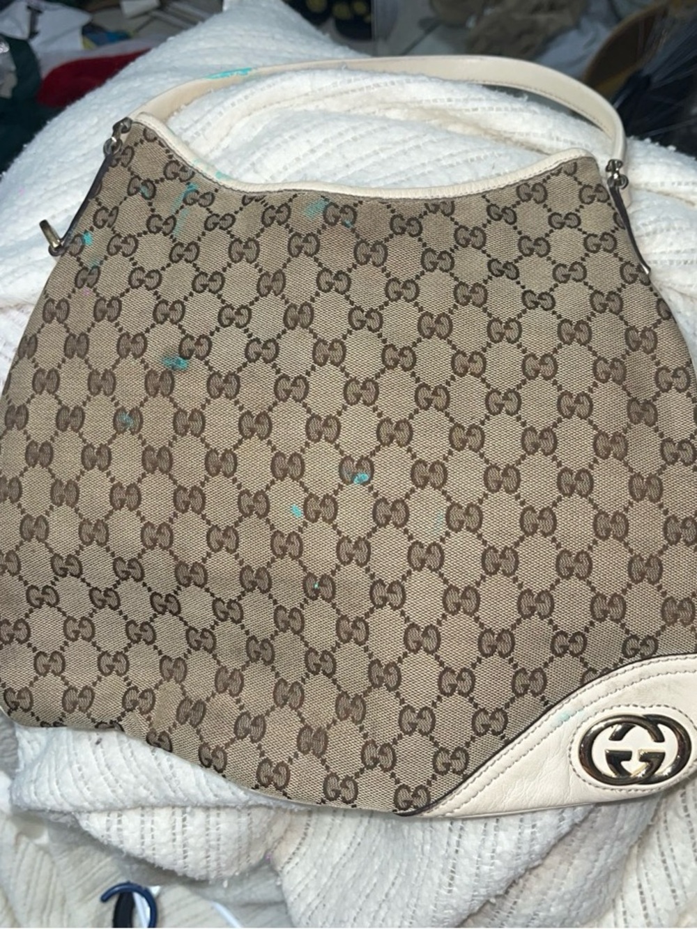 Gucci Beige GG Canvas Hobo with Cream Leather Trim. Dm for more price info!